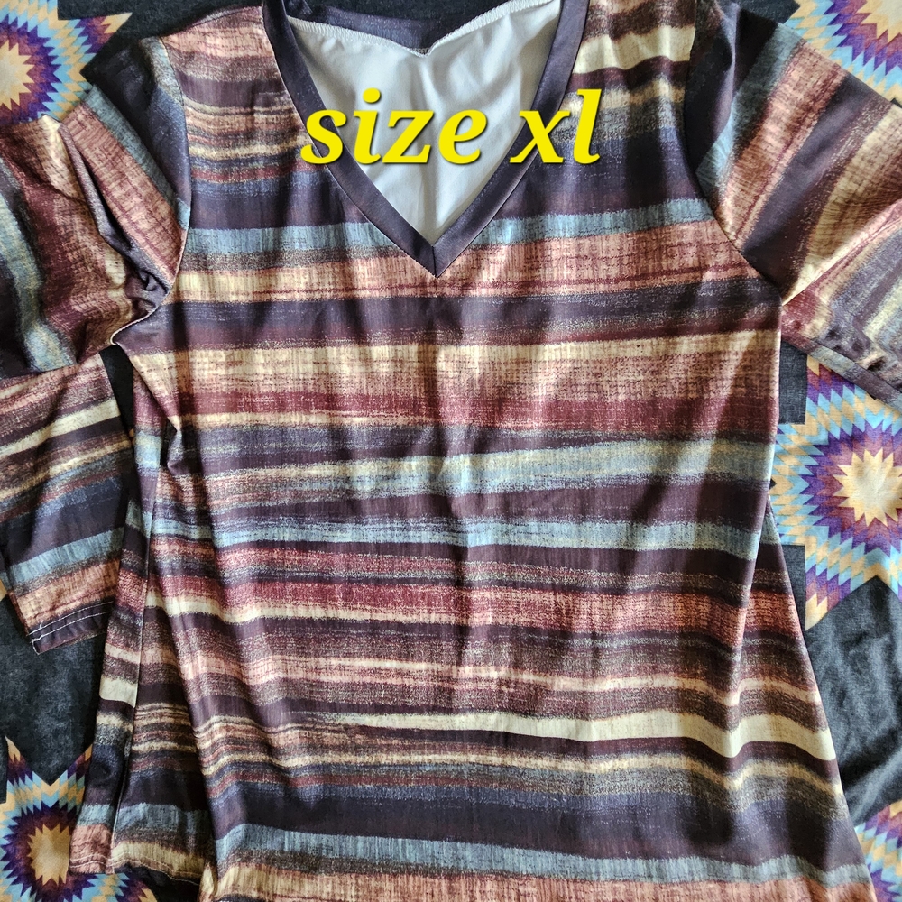 M&M'S Multicolor Striped V-Neck Blouse